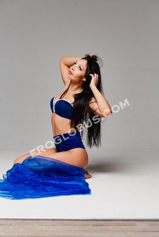 Виолетта, 21